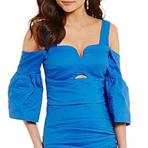 Nicole Miller Hailey Cold Shoulder Top Size Large Cropped Bell Sleeve Blue New - Picture 1 of 8